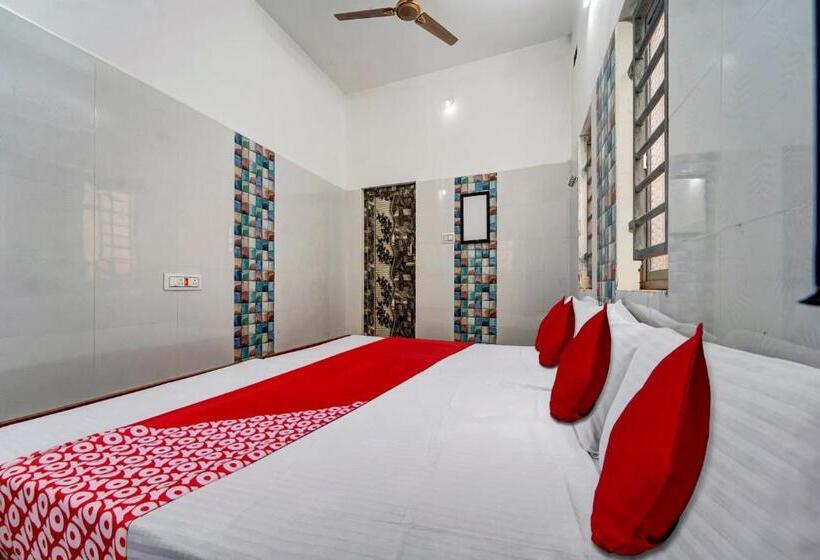 酒店 Oyo Pothini Palace