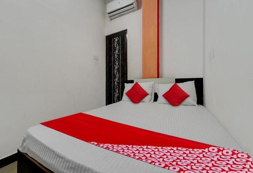 酒店 Oyo Pothini Palace