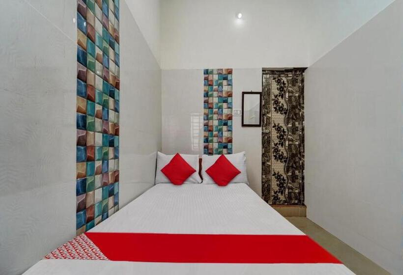 酒店 Oyo Pothini Palace