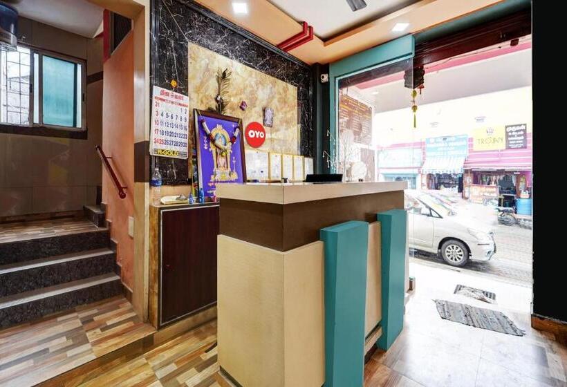 酒店 Oyo Pothini Palace