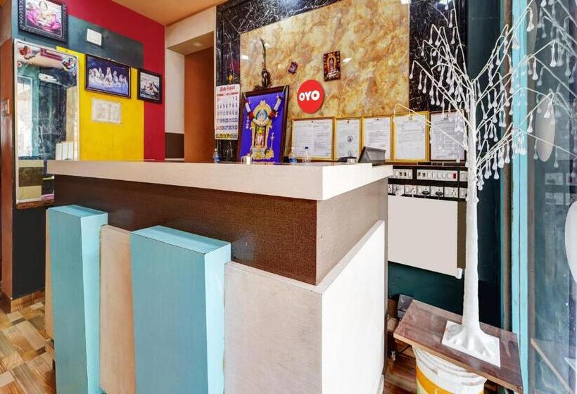 酒店 Oyo Pothini Palace