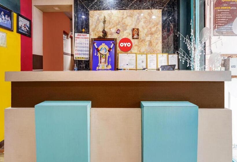 酒店 Oyo Pothini Palace