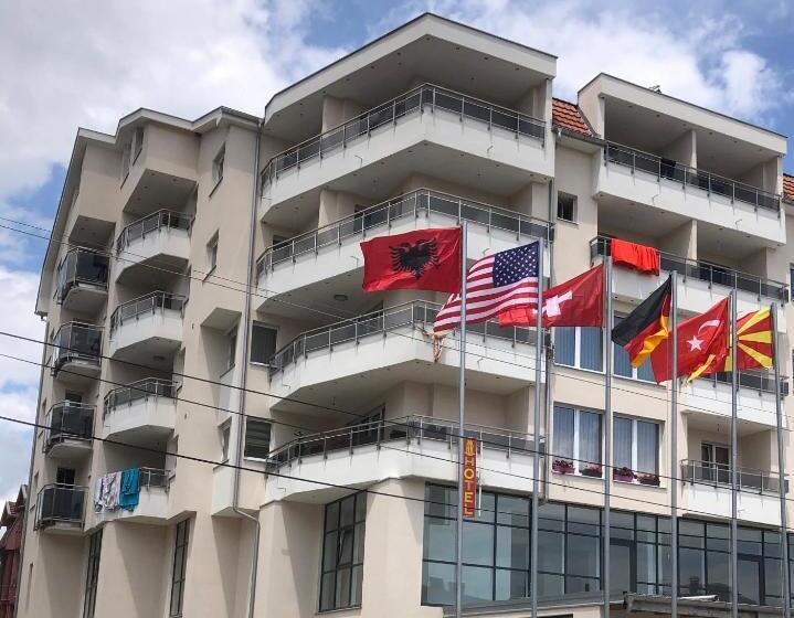 هتل Palace Struga