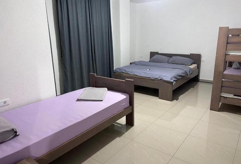 هتل Palace Struga