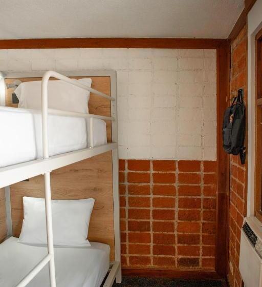 Отель Soy Local San José