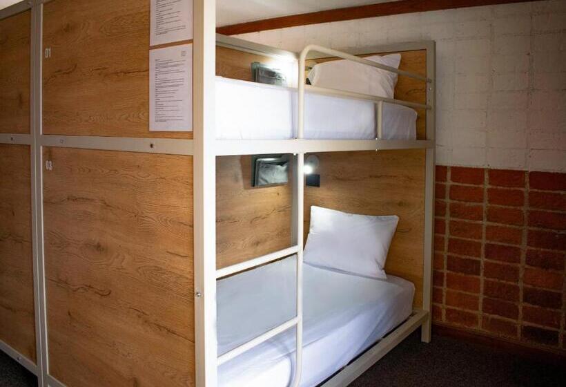 Отель Soy Local San José