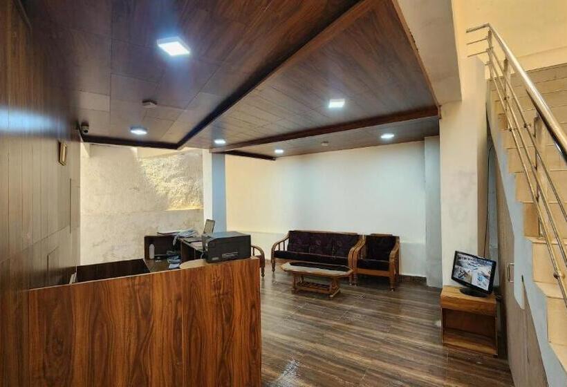 酒店 Sviksha Inn Ooty