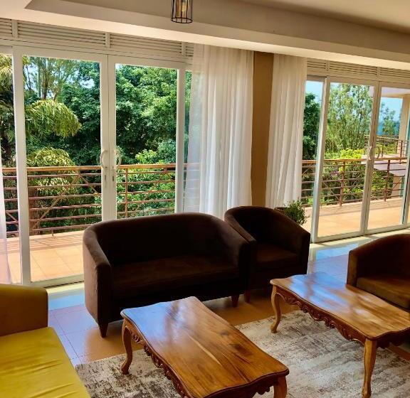 هتل The Address Resort