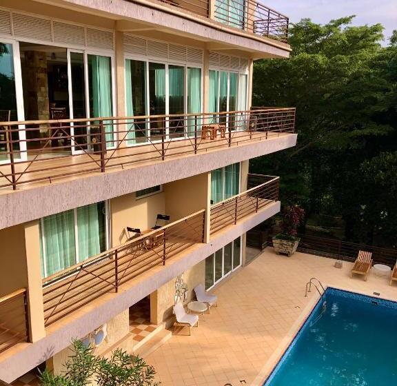 هتل The Address Resort