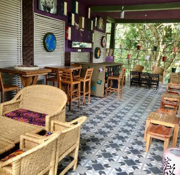 هتل The Address Resort