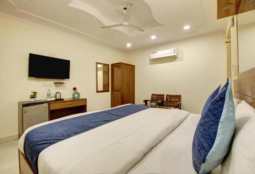 ホテル The Eden Park