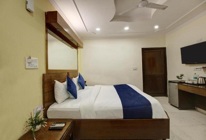 ホテル The Eden Park