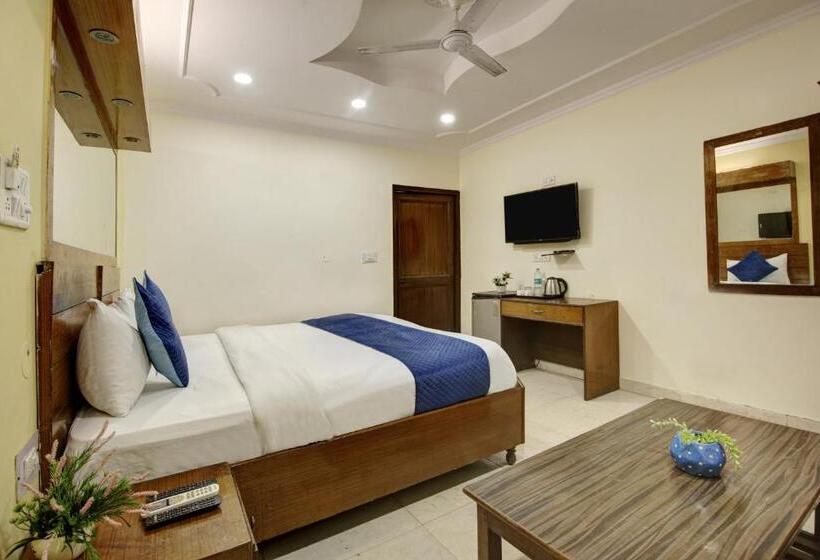 ホテル The Eden Park