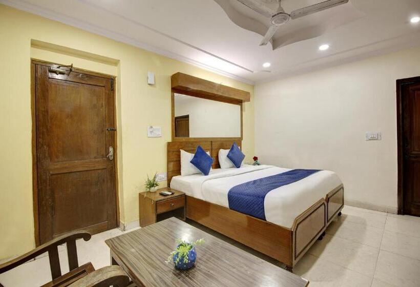 ホテル The Eden Park