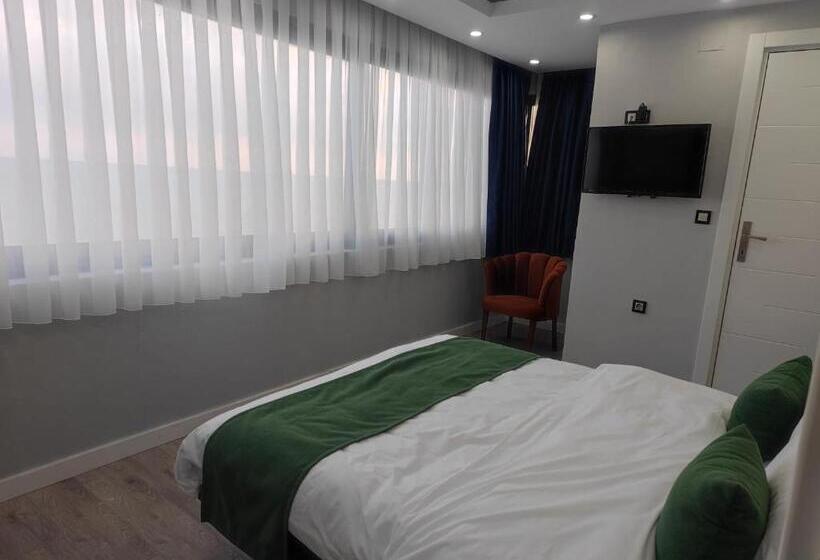 The Elysian Resort Hotel & Restaurant   Bar