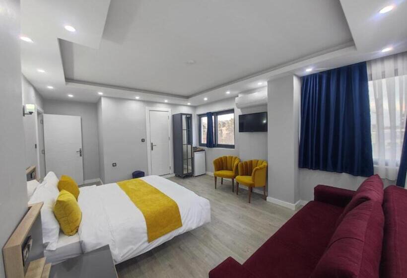 The Elysian Resort Hotel & Restaurant   Bar