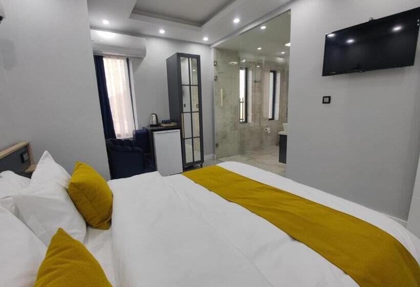 The Elysian Resort Hotel & Restaurant   Bar