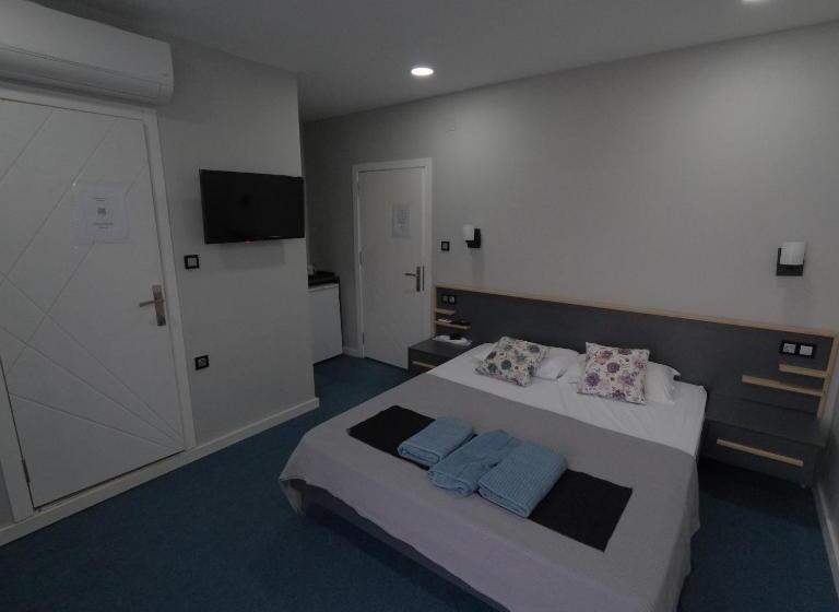 The Elysian Resort Hotel & Restaurant   Bar