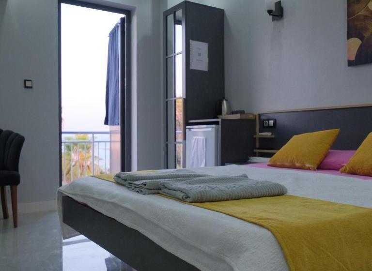 The Elysian Resort Hotel & Restaurant   Bar