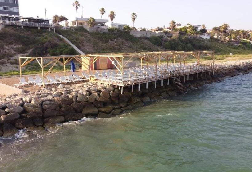 The Elysian Resort Hotel & Restaurant   Bar