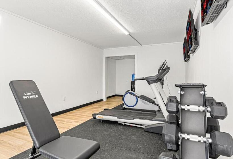 The Mallard Hotel & Suites