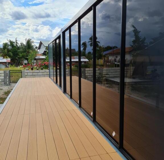 Ooni Hostel Moalboal