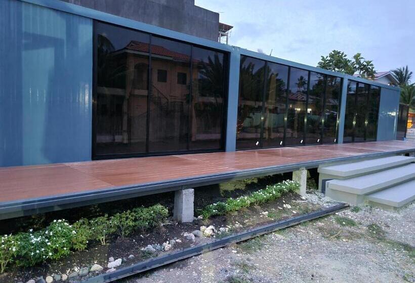 Ooni Hostel Moalboal