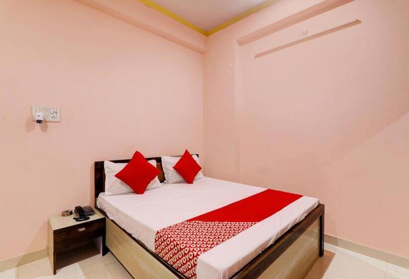 Oyo Flagship Hotel Cp Residency