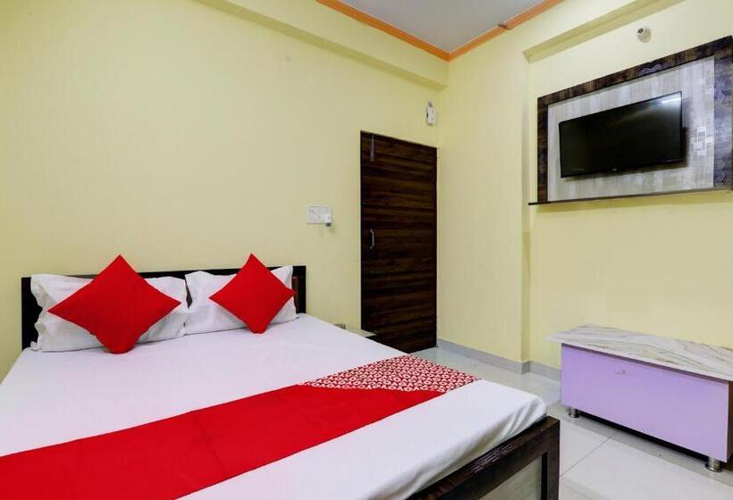 Oyo Flagship Hotel Cp Residency