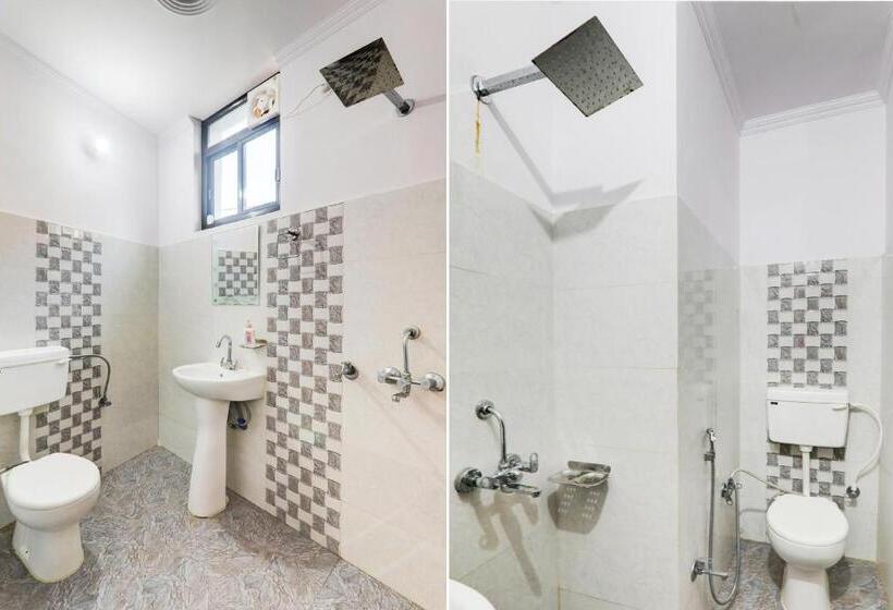 Oyo Flagship Hotel Cp Residency