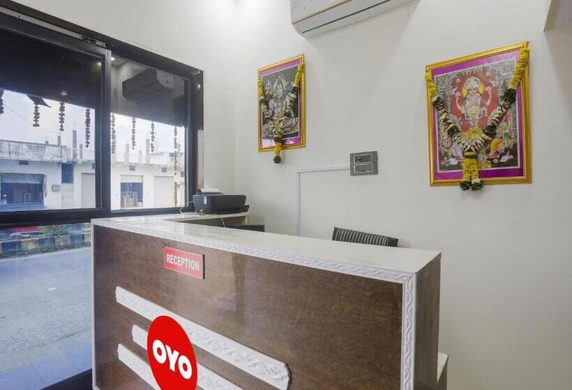 Oyo Flagship Hotel Rahul Service Appartment 2