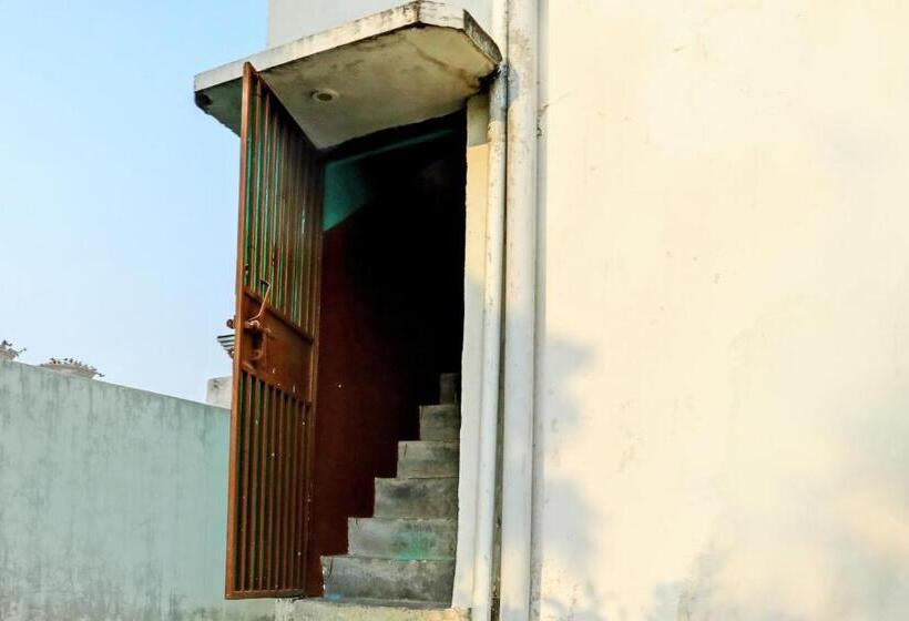 Oyo Hotel Royal Residency