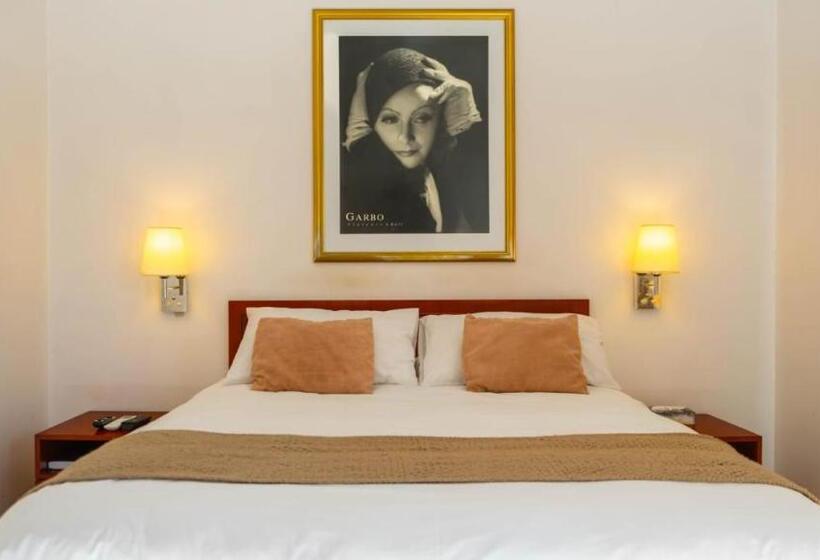 ペンション Broadway Boston