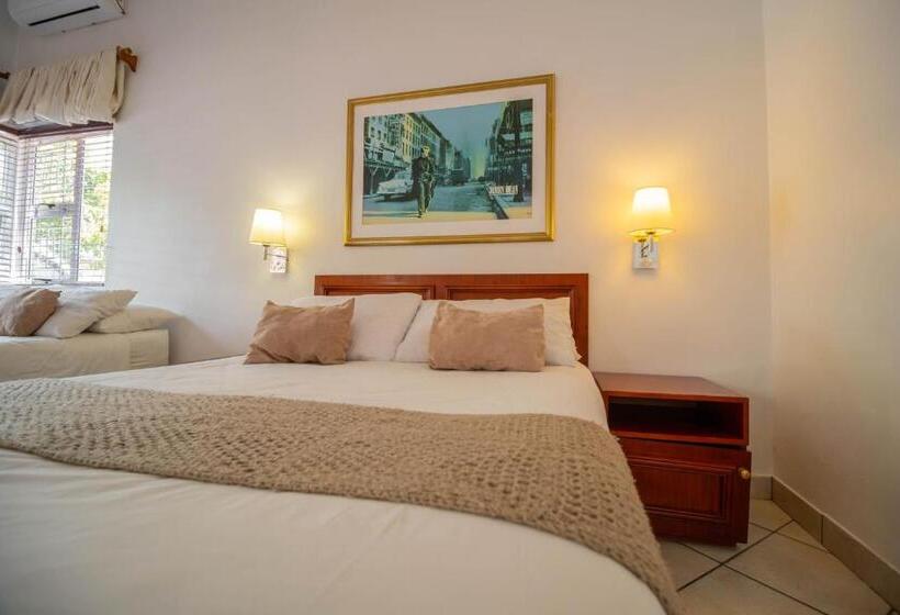 ペンション Broadway Boston