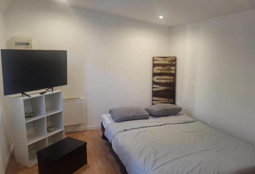 بنسيون Cabane Pas Loin De La Plage