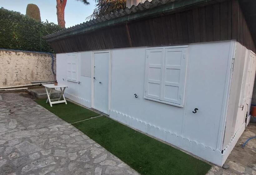 بنسيون Cabane Pas Loin De La Plage