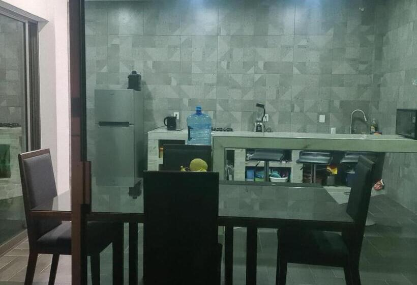 ペンション Casa Blanca Oaxtepec Tlayacapan