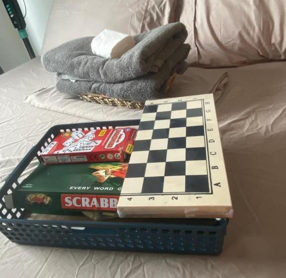 پانسیون Condo Azure Staycation In Paranaque Beach View