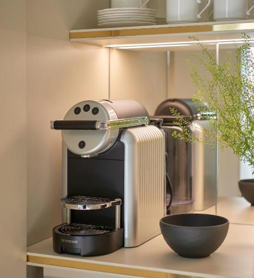 پانسیون Crossing Manzoni