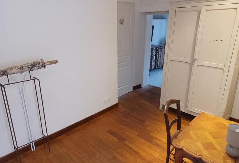 بنسيون Domaine Des Mauves