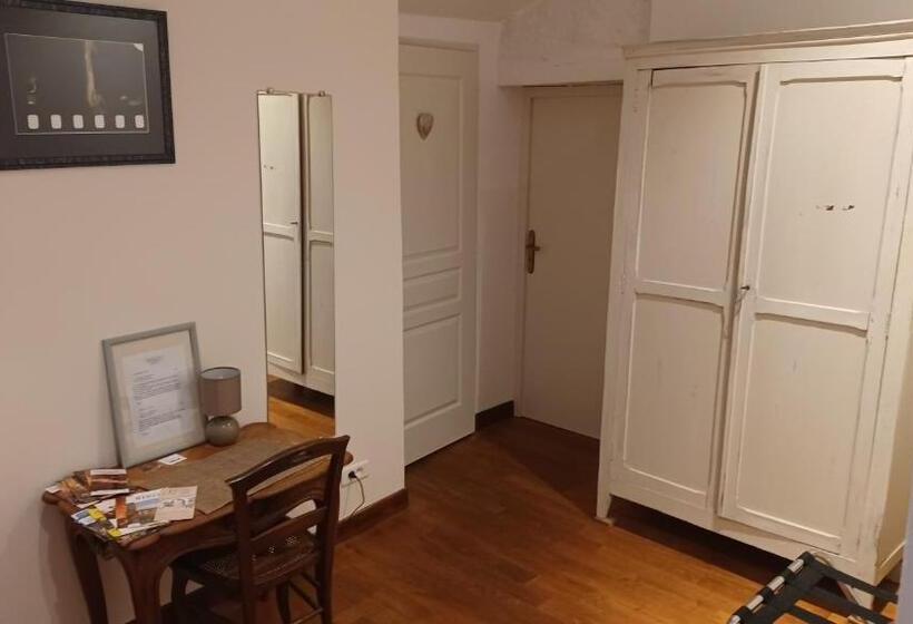 بنسيون Domaine Des Mauves