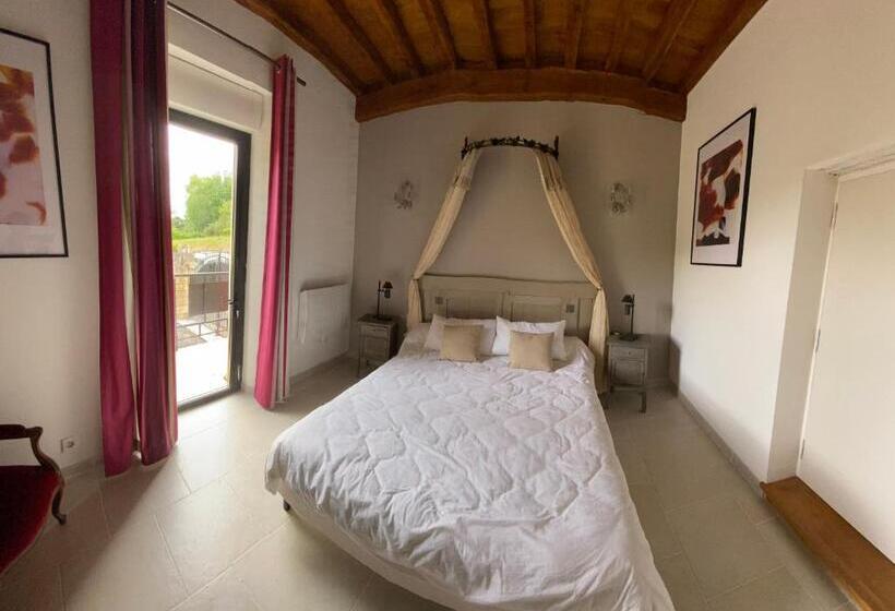 بنسيون Domaine Des Mauves