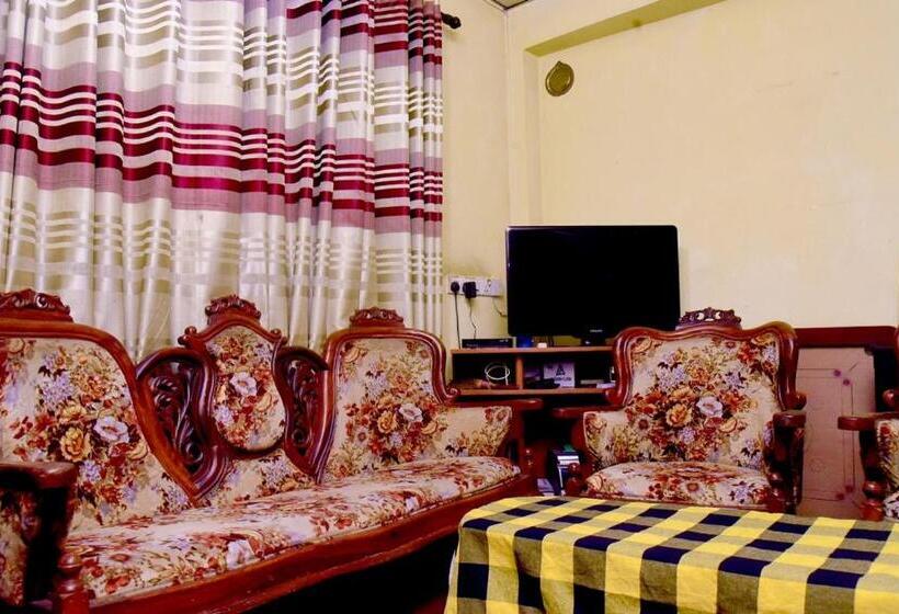 ペンション Dream River In Ella