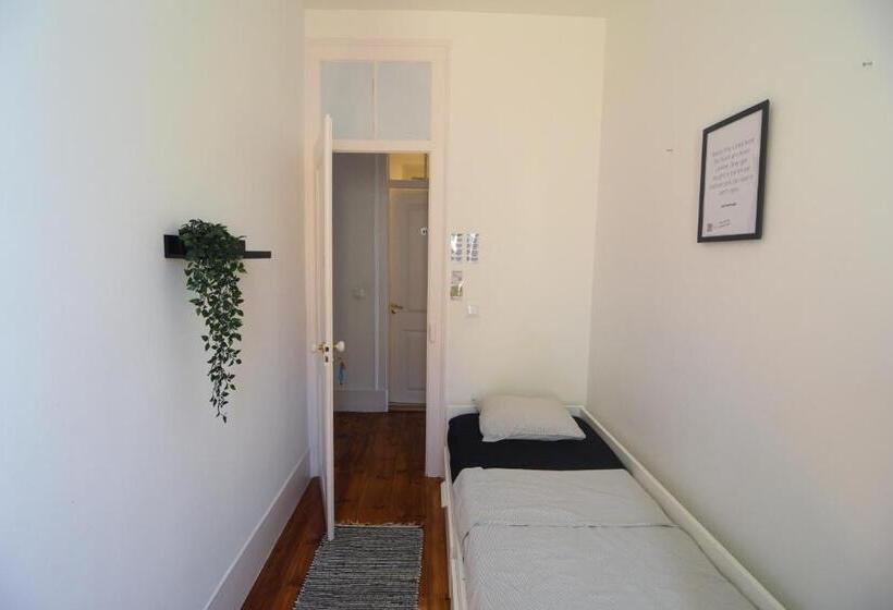 پانسیون Embassy Arriaga Private Elegance Rooms In Stylish Shared Apartment