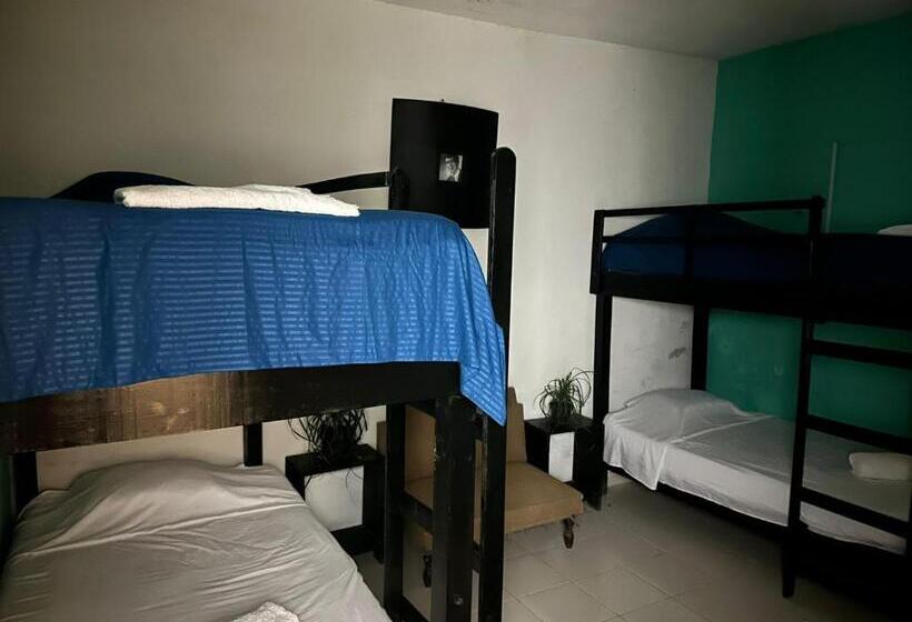 پانسیون Hostal Casa Tete