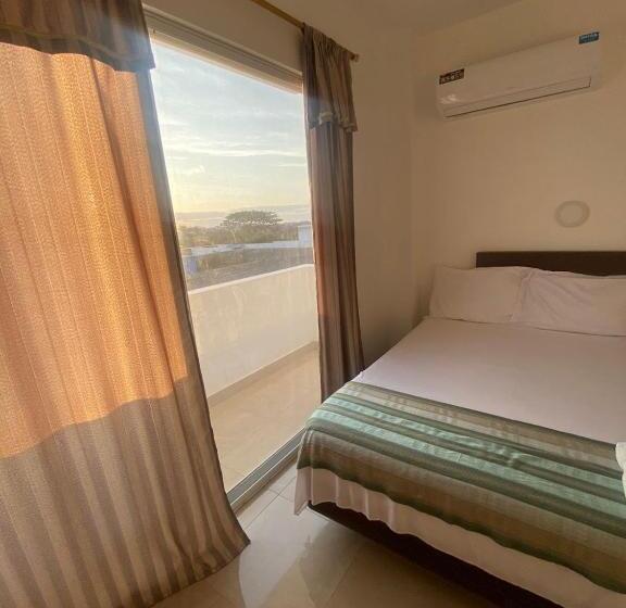 پانسیون Hostal Los Gavilanes