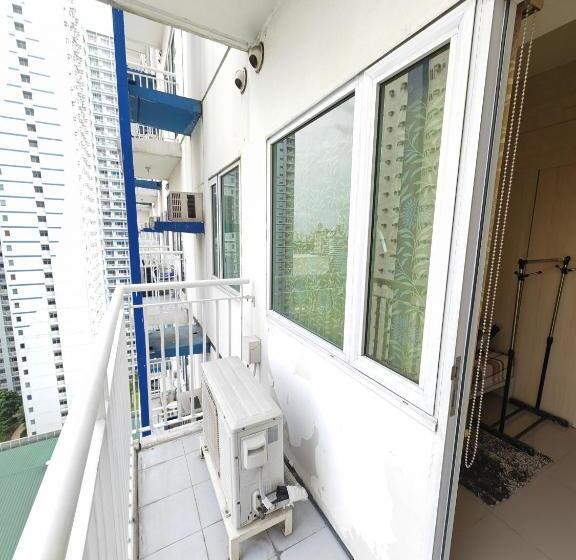 پانسیون Jocelyn Staycation @grass Residences North Edsa