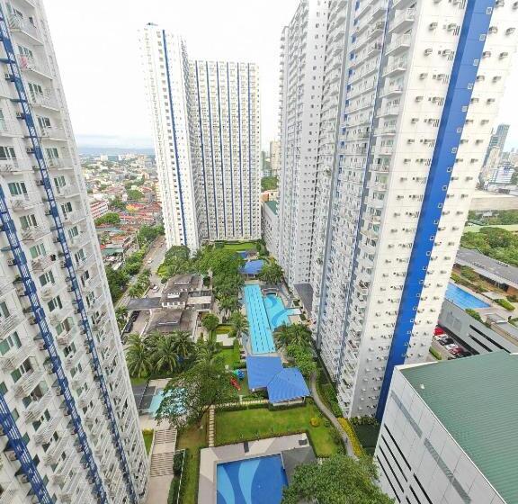 پانسیون Jocelyn Staycation @grass Residences North Edsa