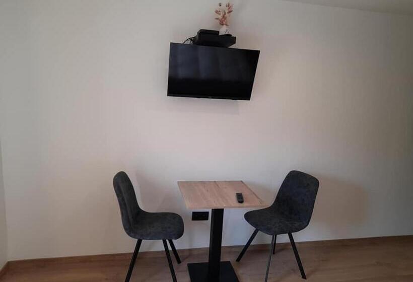 פנסיון Les Chambres De La Fromagerie D Ambly