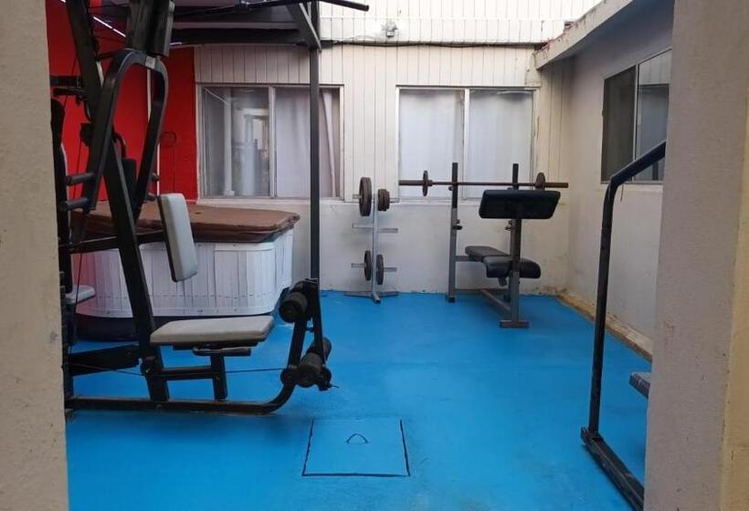 Пансион Panoramic Penthouse Downtown